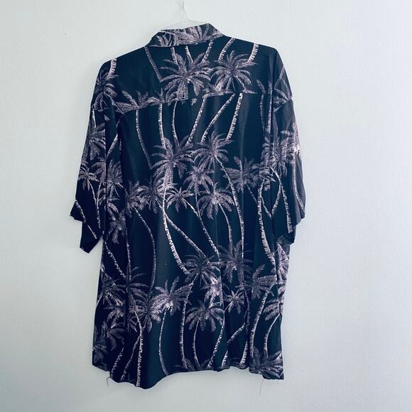 Caribbean Blues palm print short sleeve button down - Picture 3 of 7